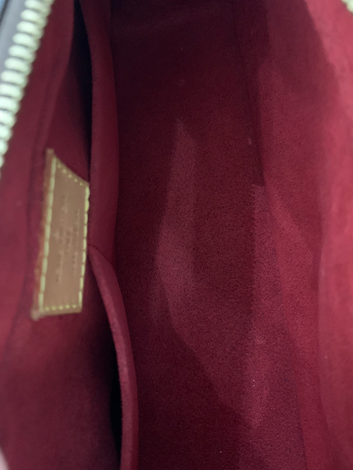 Louis Vuitton - Other - Synthetic - Brown - (Small)