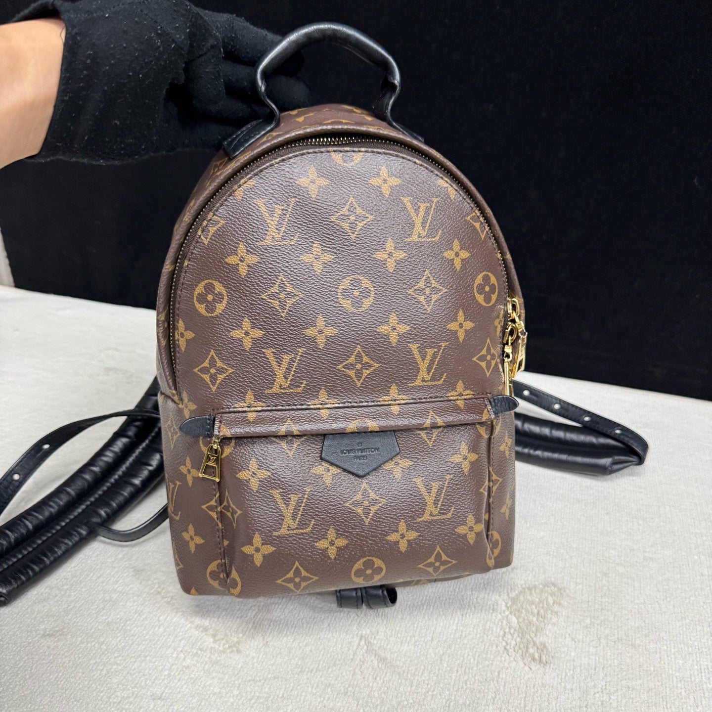 Louis Vuitton - Other - Synthetic - Brown - (small)