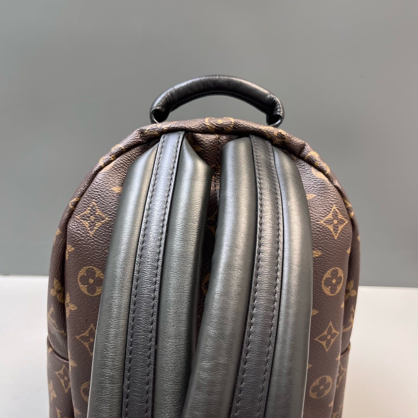 Louis Vuitton - Other - Synthetic - Brown - (small)