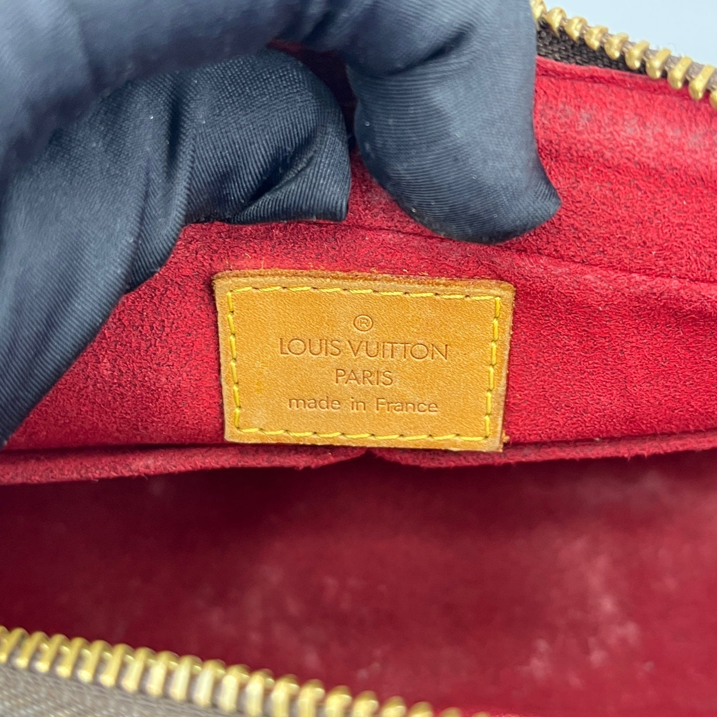 Louis Vuitton - Other - Synthetic - Brown - (small)