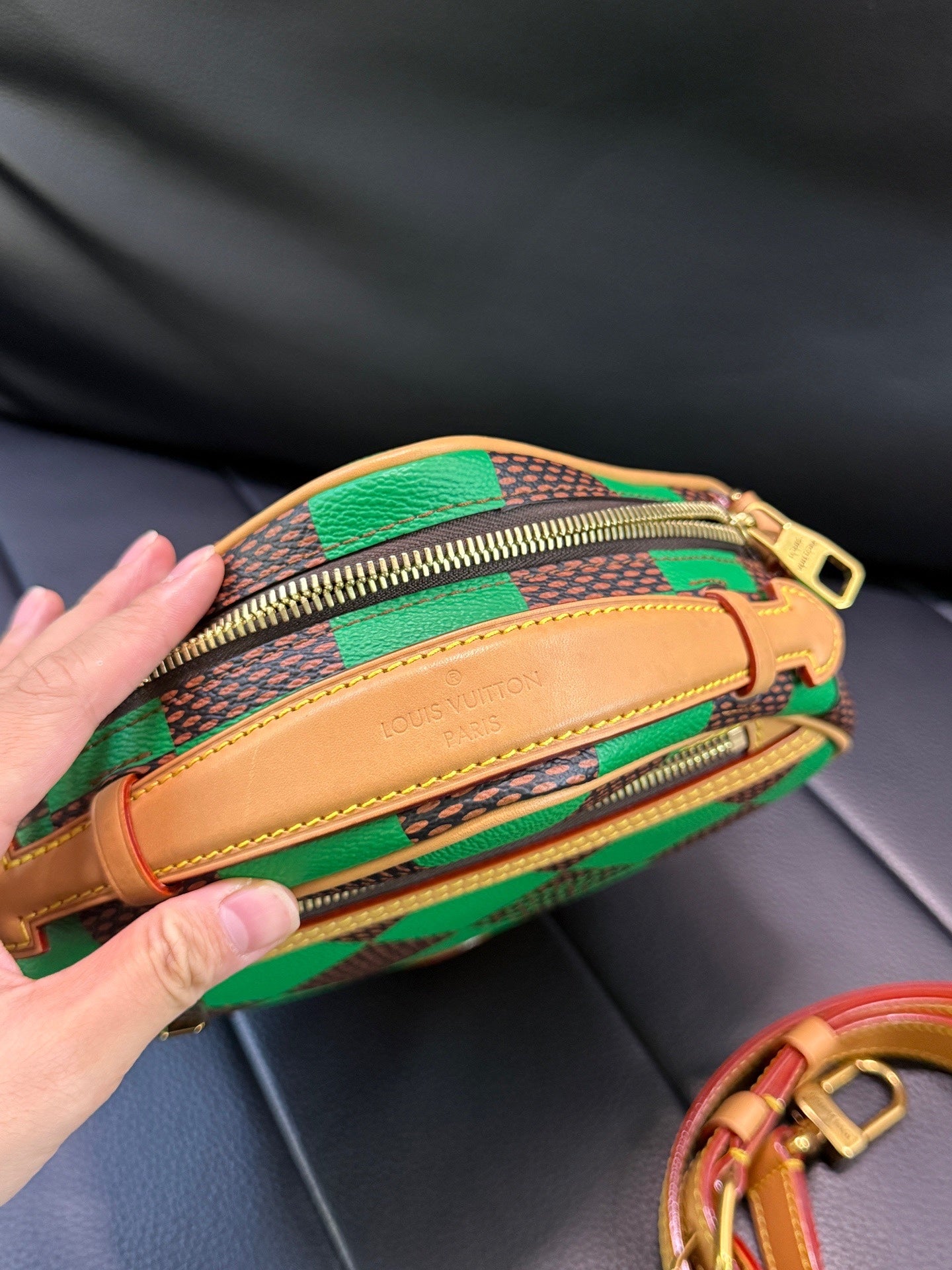 Louis Vuitton - Other - Synthetic - Green - (small)