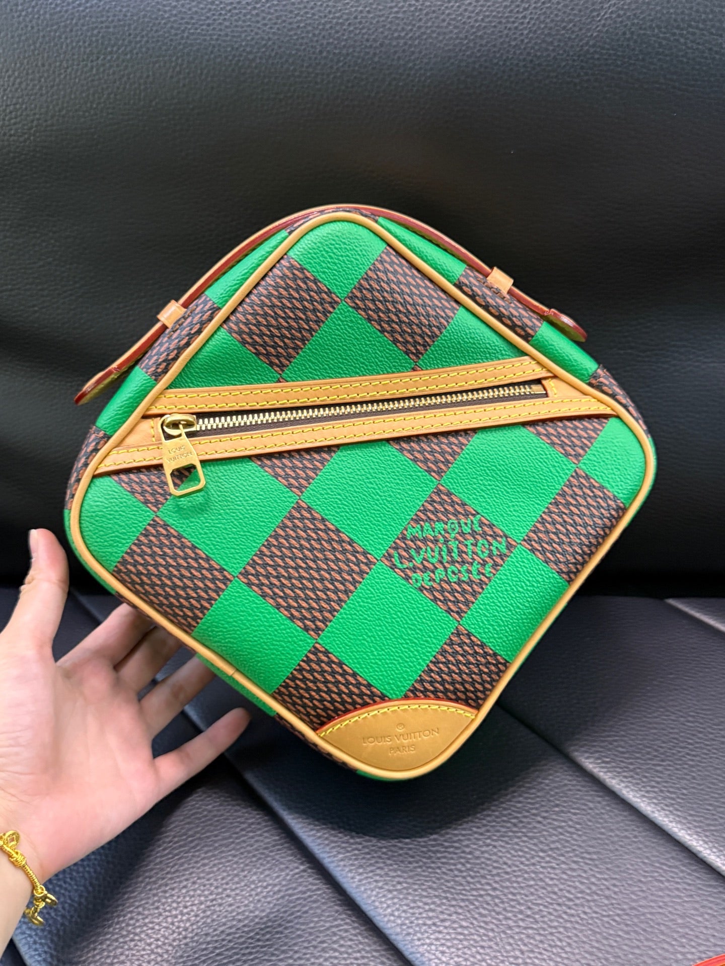 Louis Vuitton - Other - Synthetic - Green - (small)
