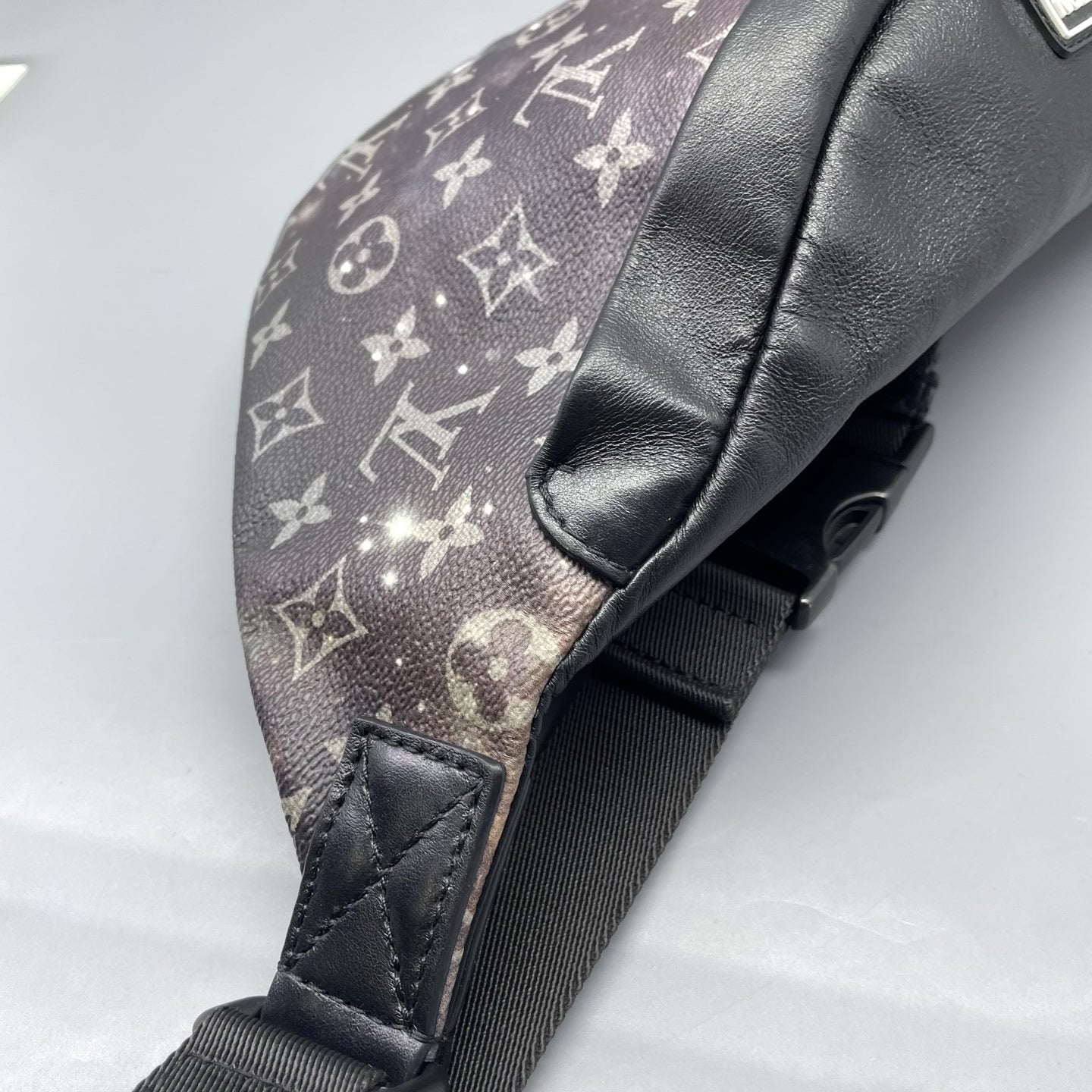 Louis Vuitton - Other - Synthetic - Multicolour - (large)