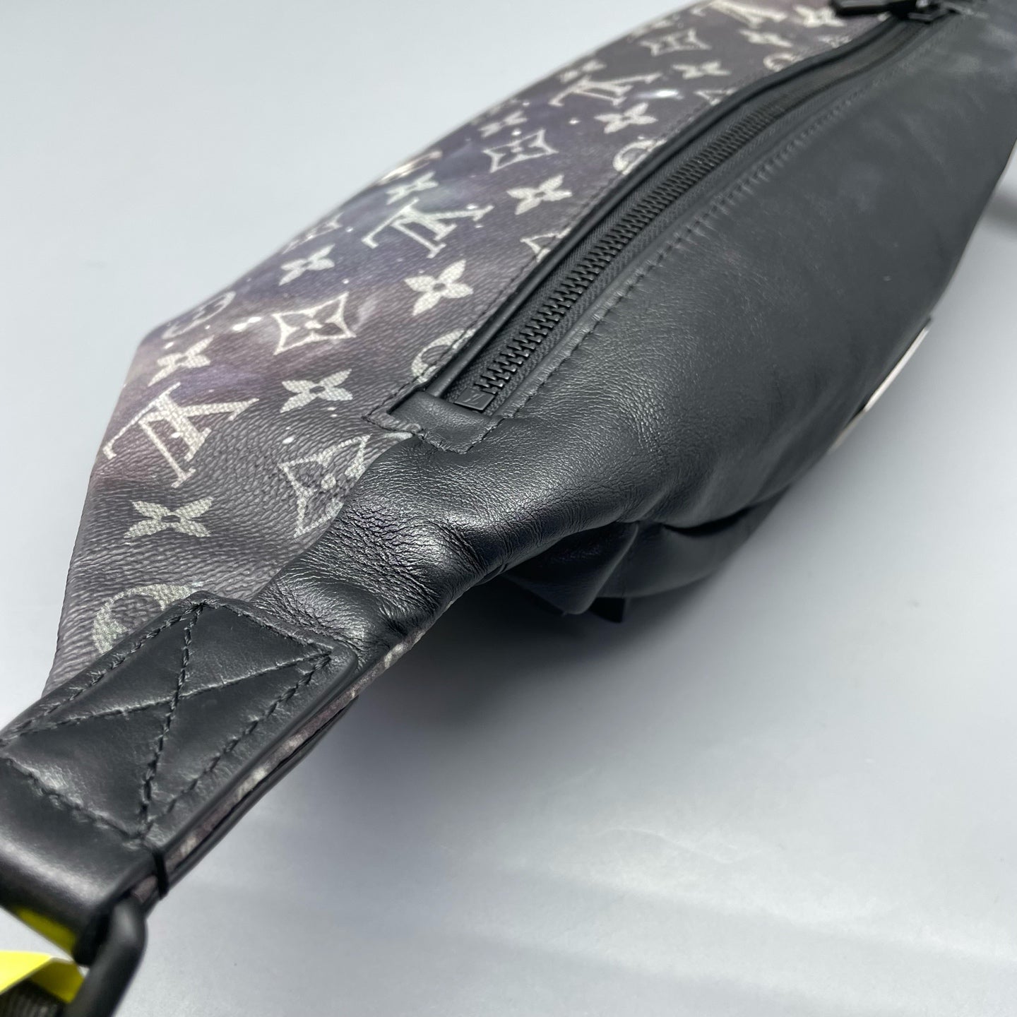 Louis Vuitton - Other - Synthetic - Multicolour - (large)