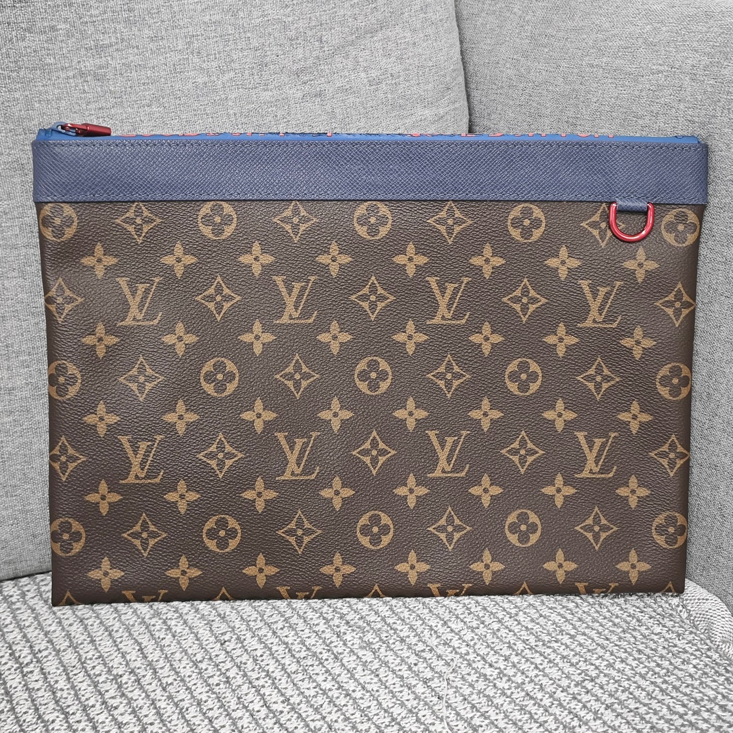 Louis Vuitton - Other - Synthetic - Multicolour - (medium)