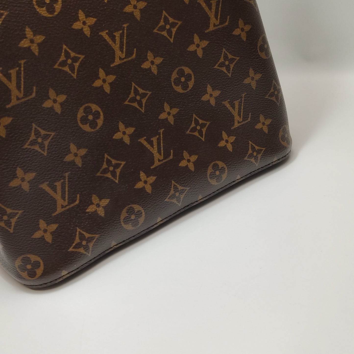 Louis Vuitton - Other - Synthetic - Multicolour - (medium)