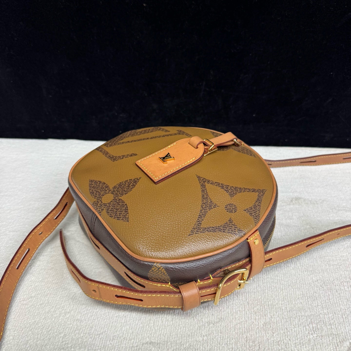 Louis Vuitton - Other - Synthetic - Multicolour - (Small)