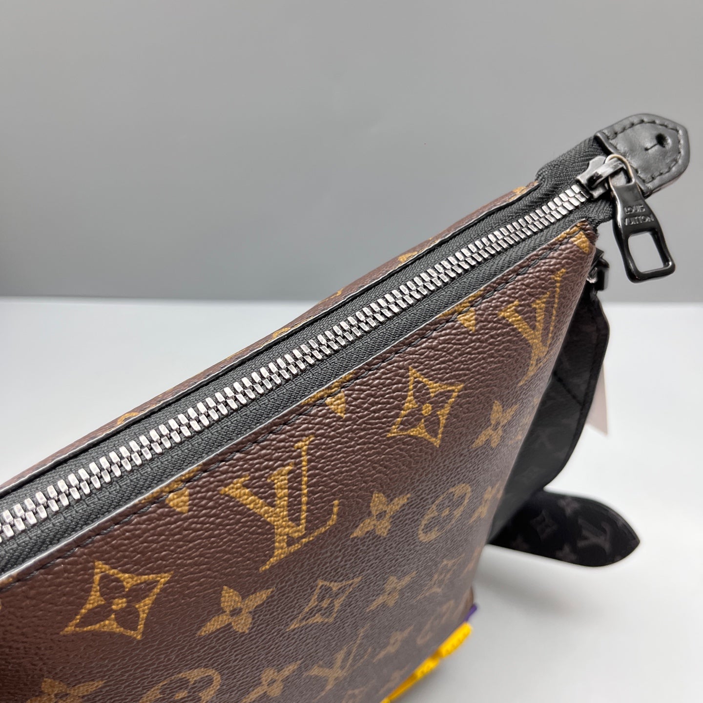 Louis Vuitton - Other - Synthetic - Multicolour - (small)