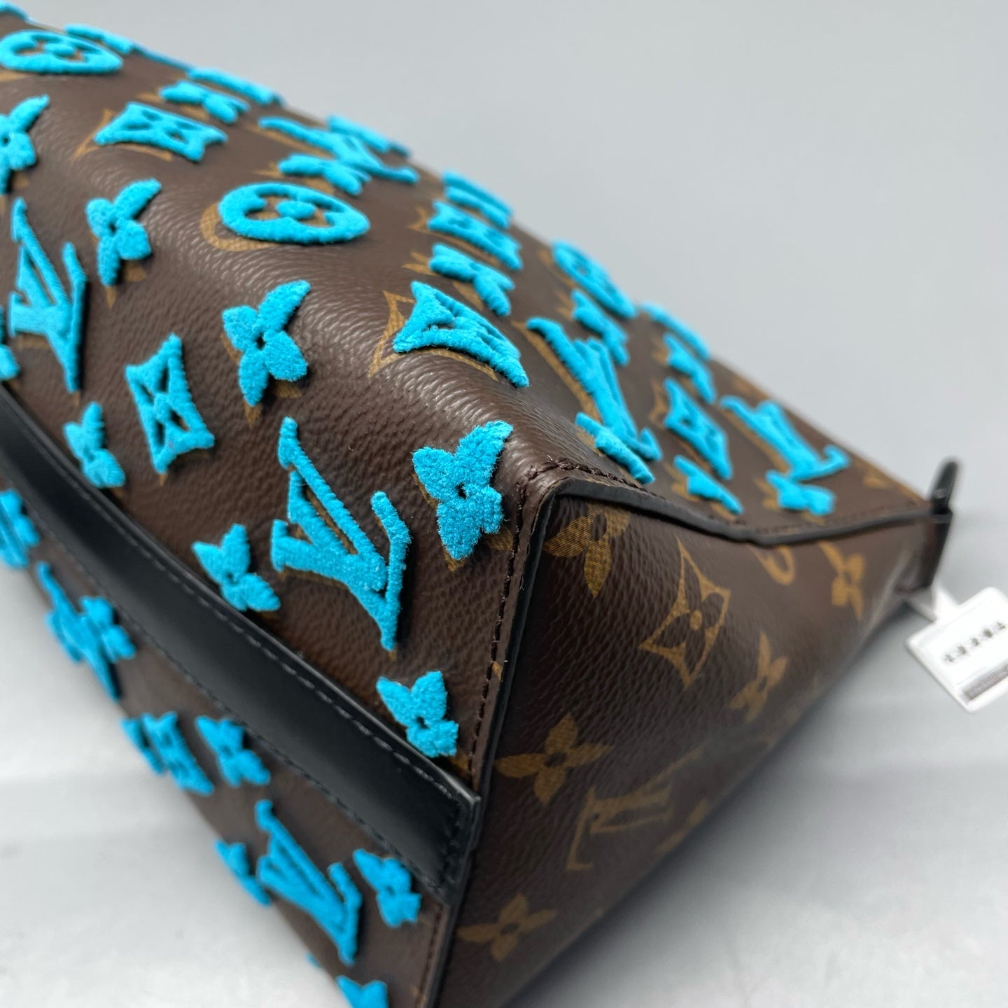 Louis Vuitton - Other - Synthetic - Multicolour - (small)