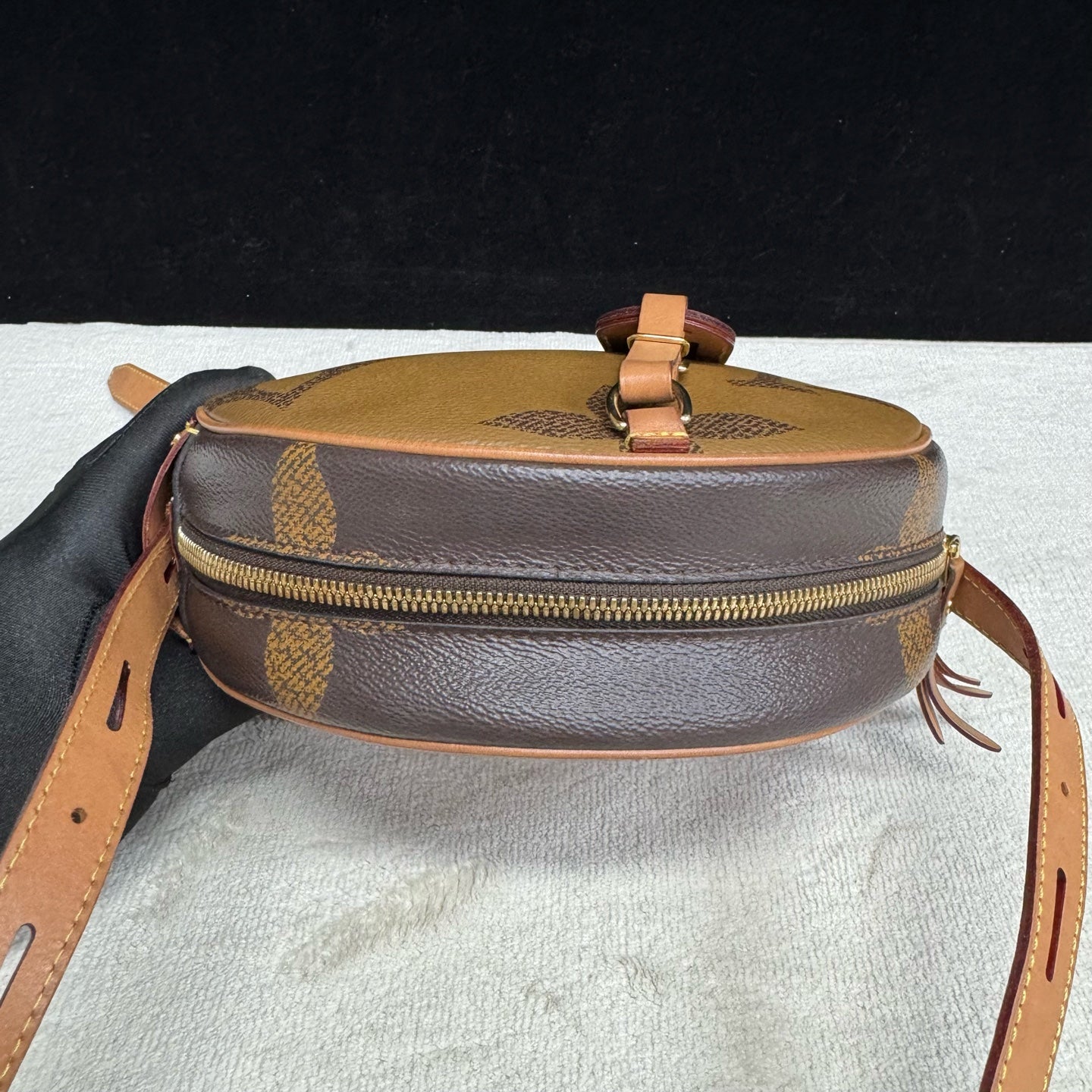 Louis Vuitton - Other - Synthetic - Multicolour - (Small)