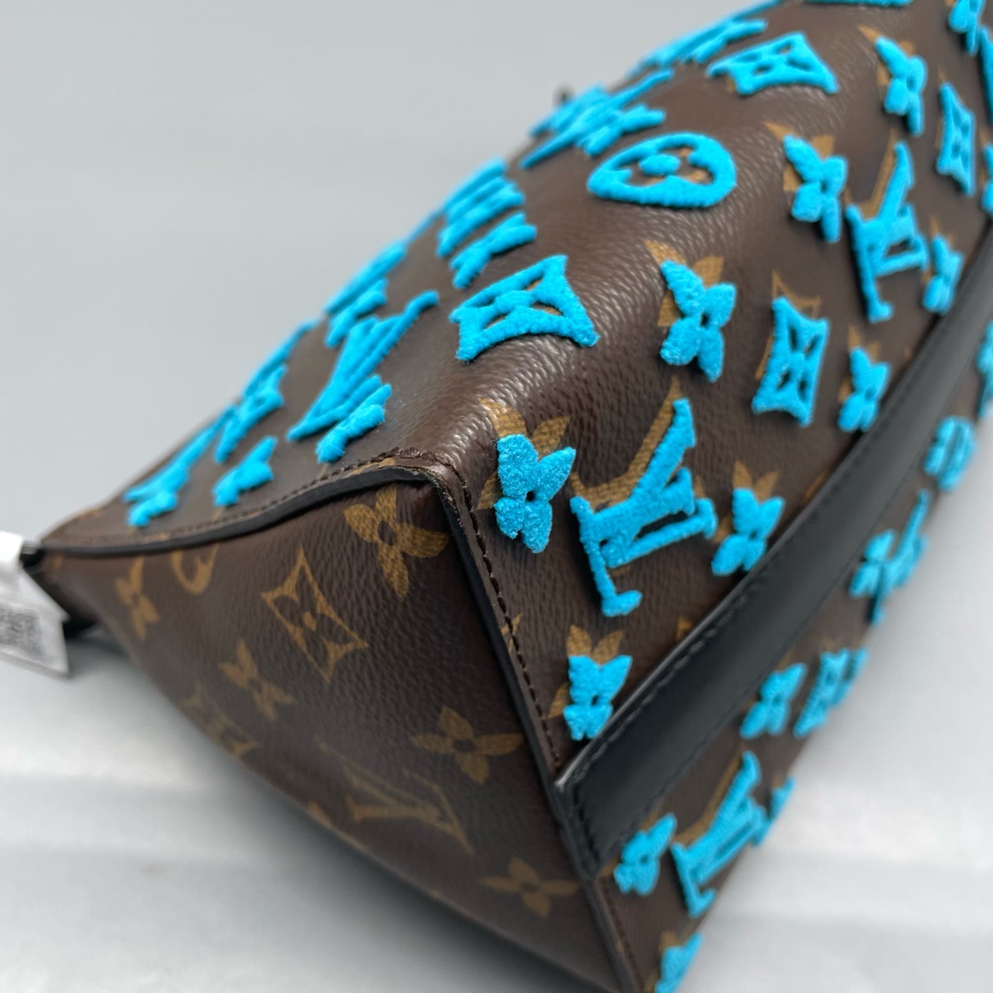Louis Vuitton - Other - Synthetic - Multicolour - (small)