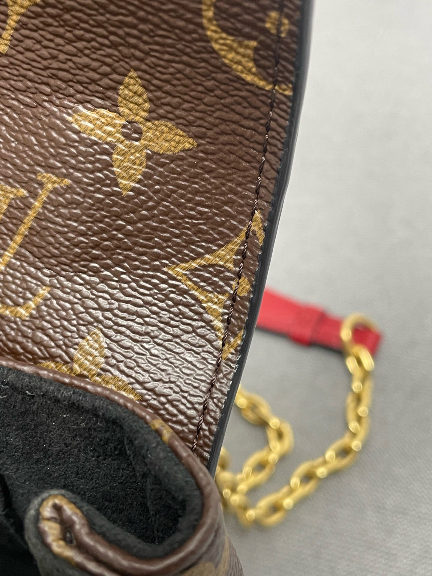 Louis Vuitton - Other - Synthetic - Multicolour - (Small)