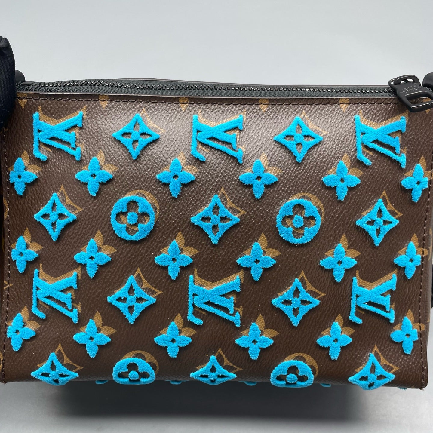Louis Vuitton - Other - Synthetic - Multicolour - (small)
