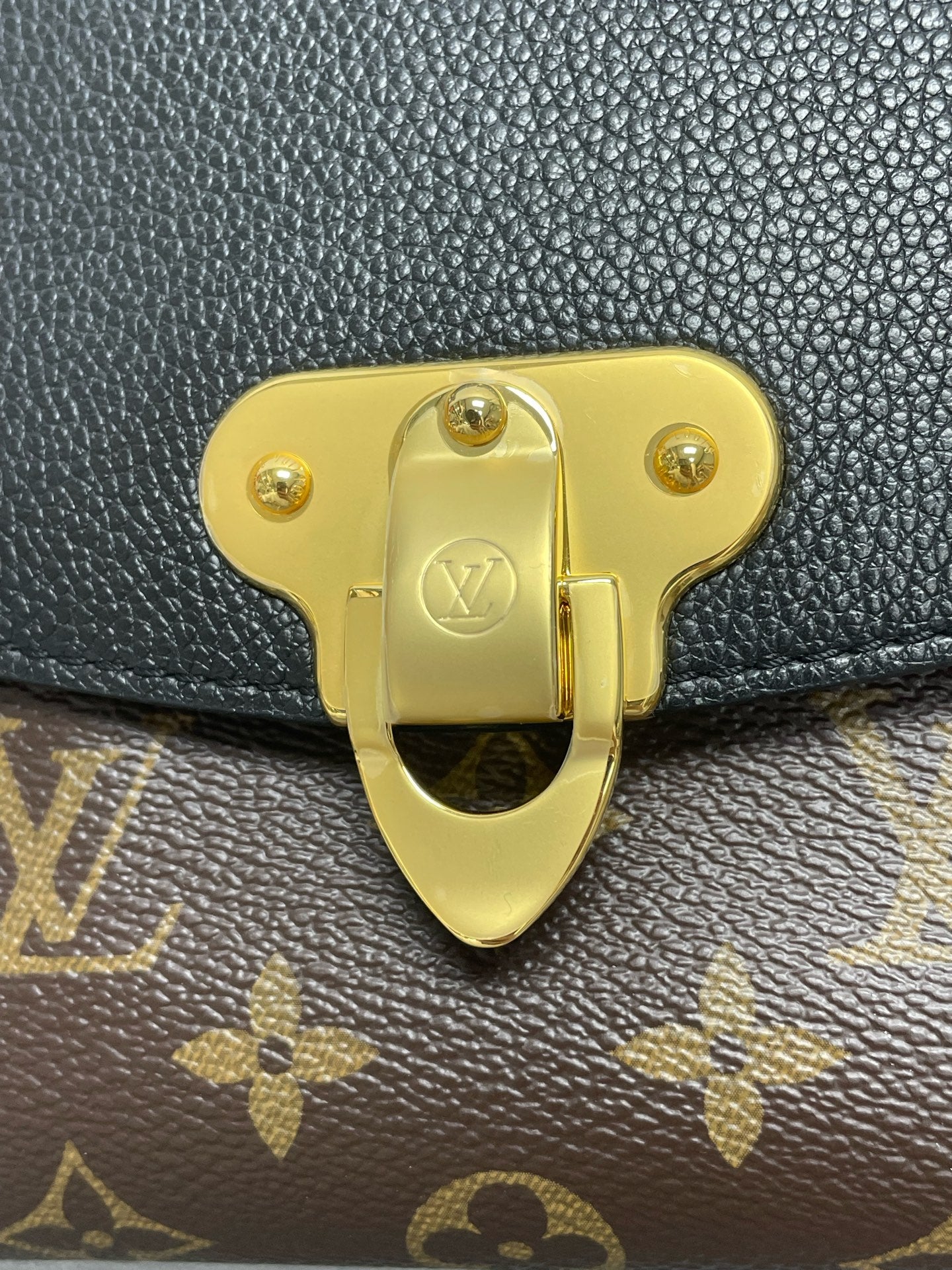 Louis Vuitton - Other - Synthetic - Multicolour - (Small)