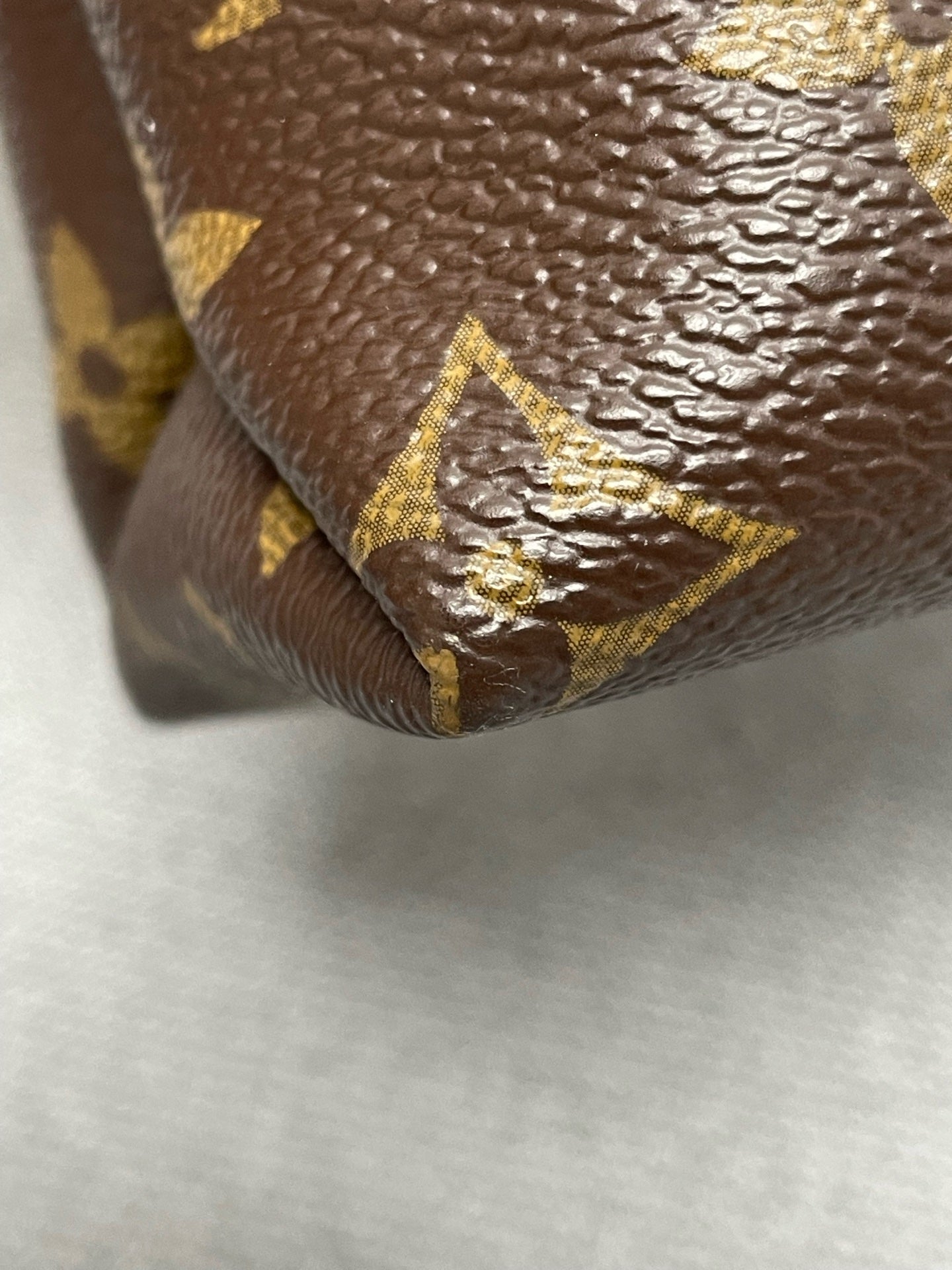 Louis Vuitton - Other - Synthetic - Multicolour - (Small)