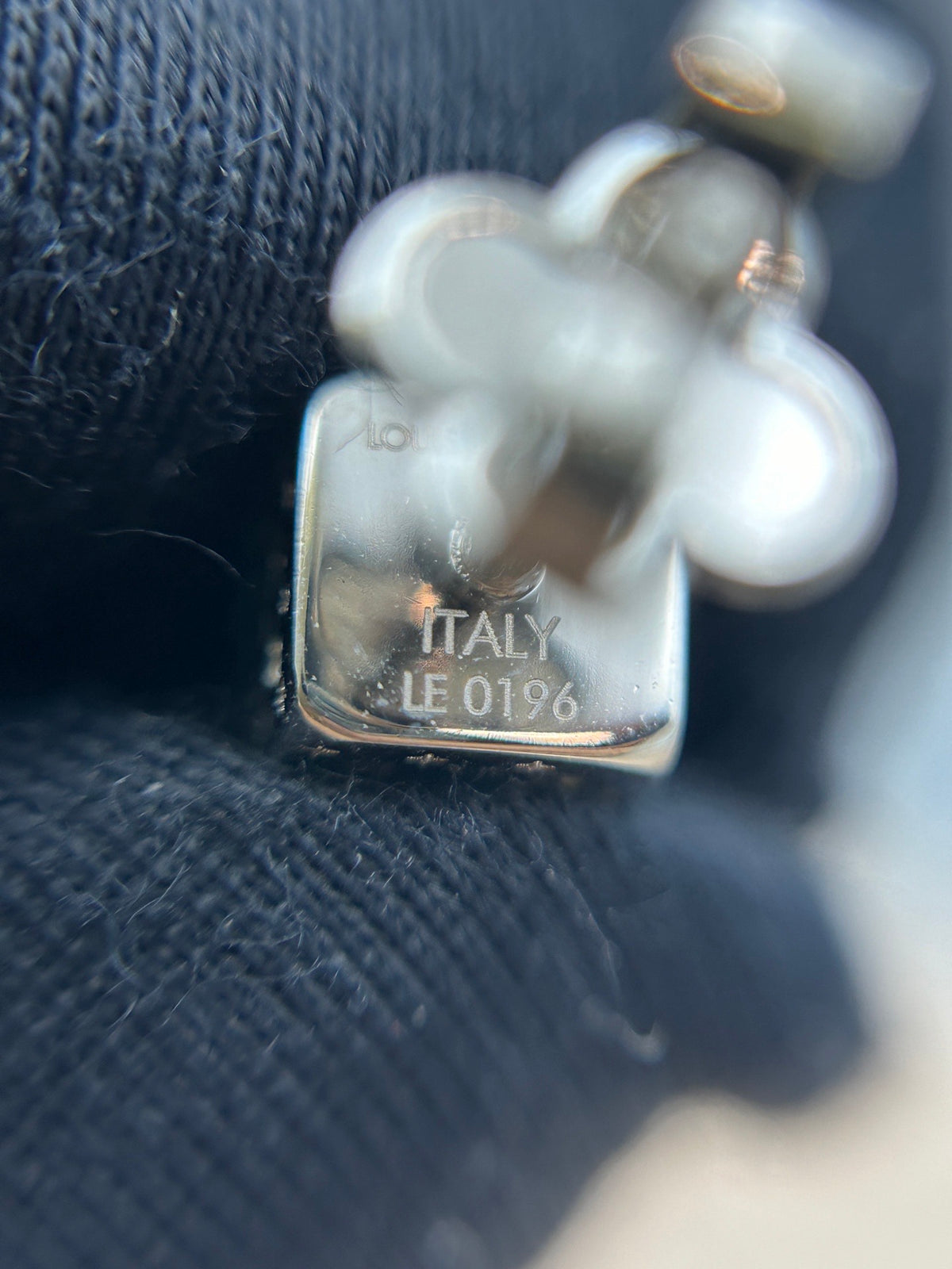 Louis Vuitton - Other - Two-tone metal with clear crystal accents - Multicolour