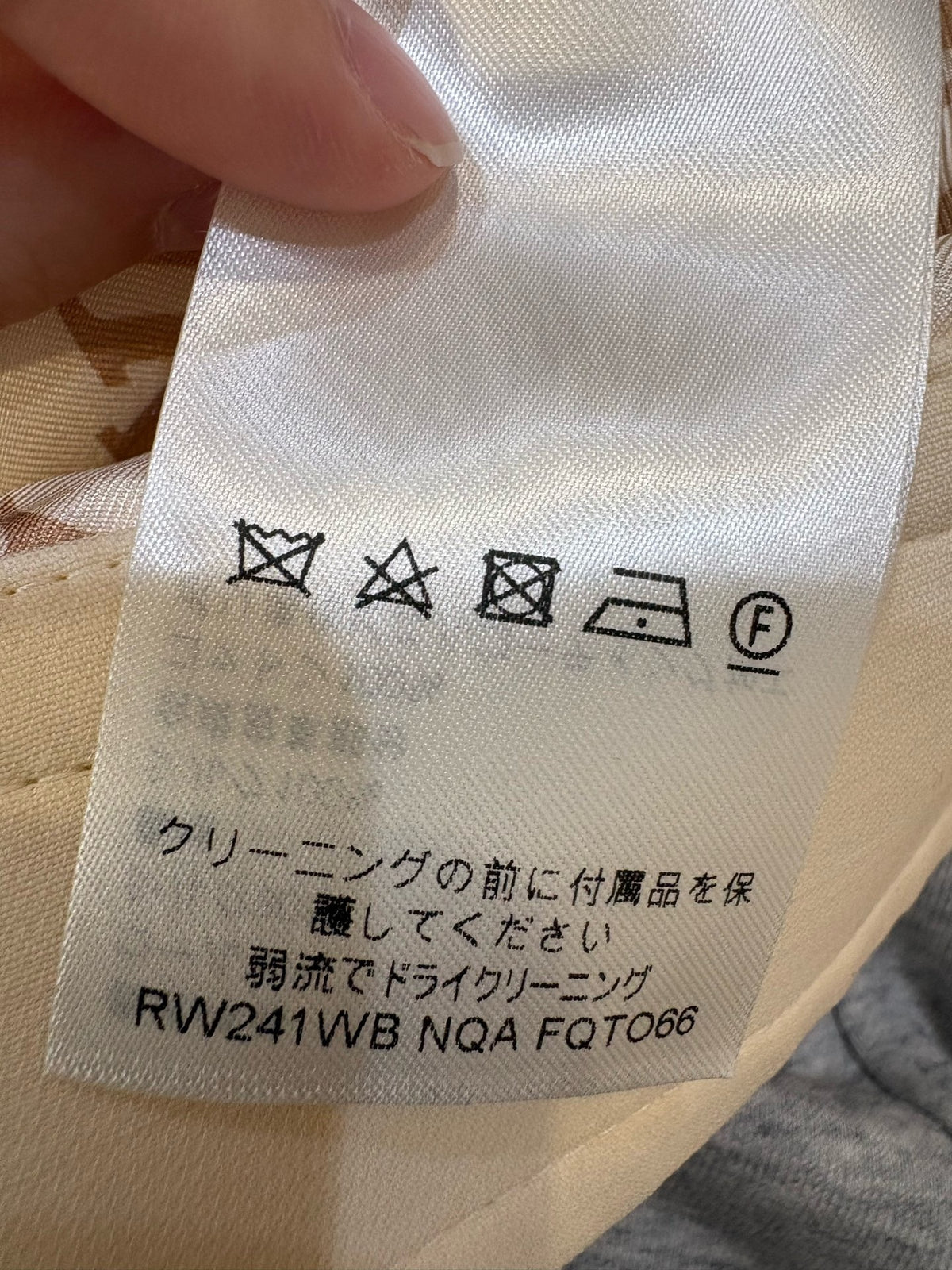 Louis Vuitton - Other - Wool - Beige - (34)