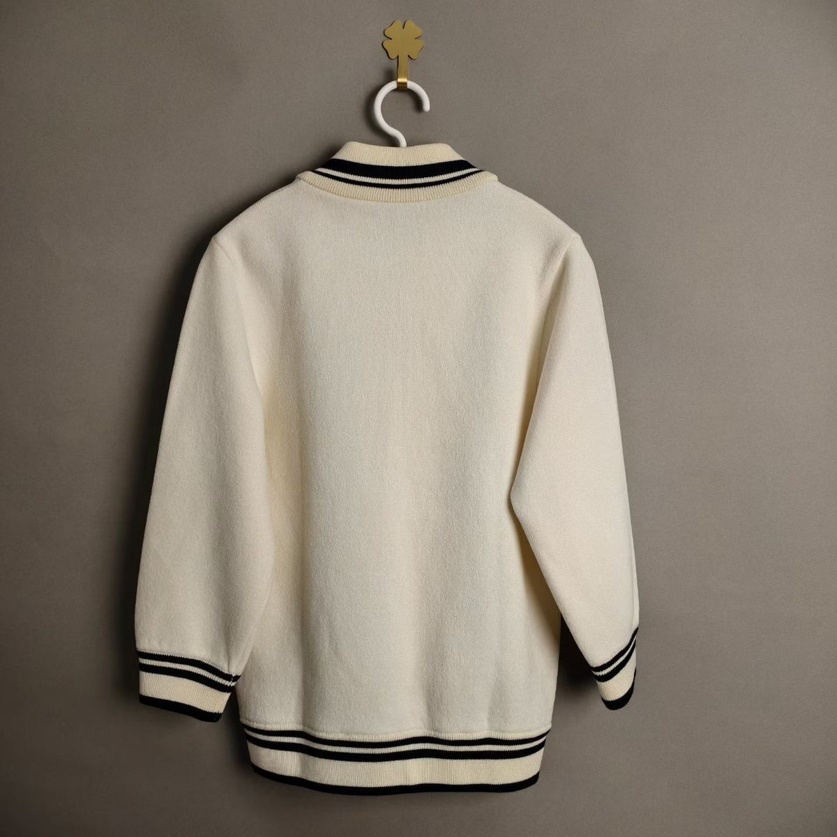 Louis Vuitton - Other - Wool - Beige - (XS)