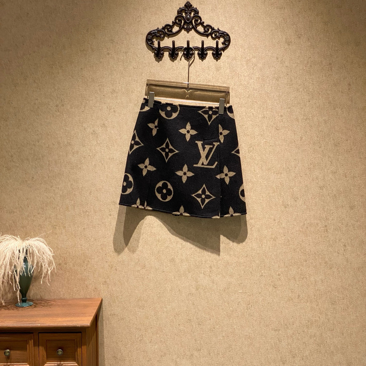 Louis Vuitton - Other - Wool - Black - (36)