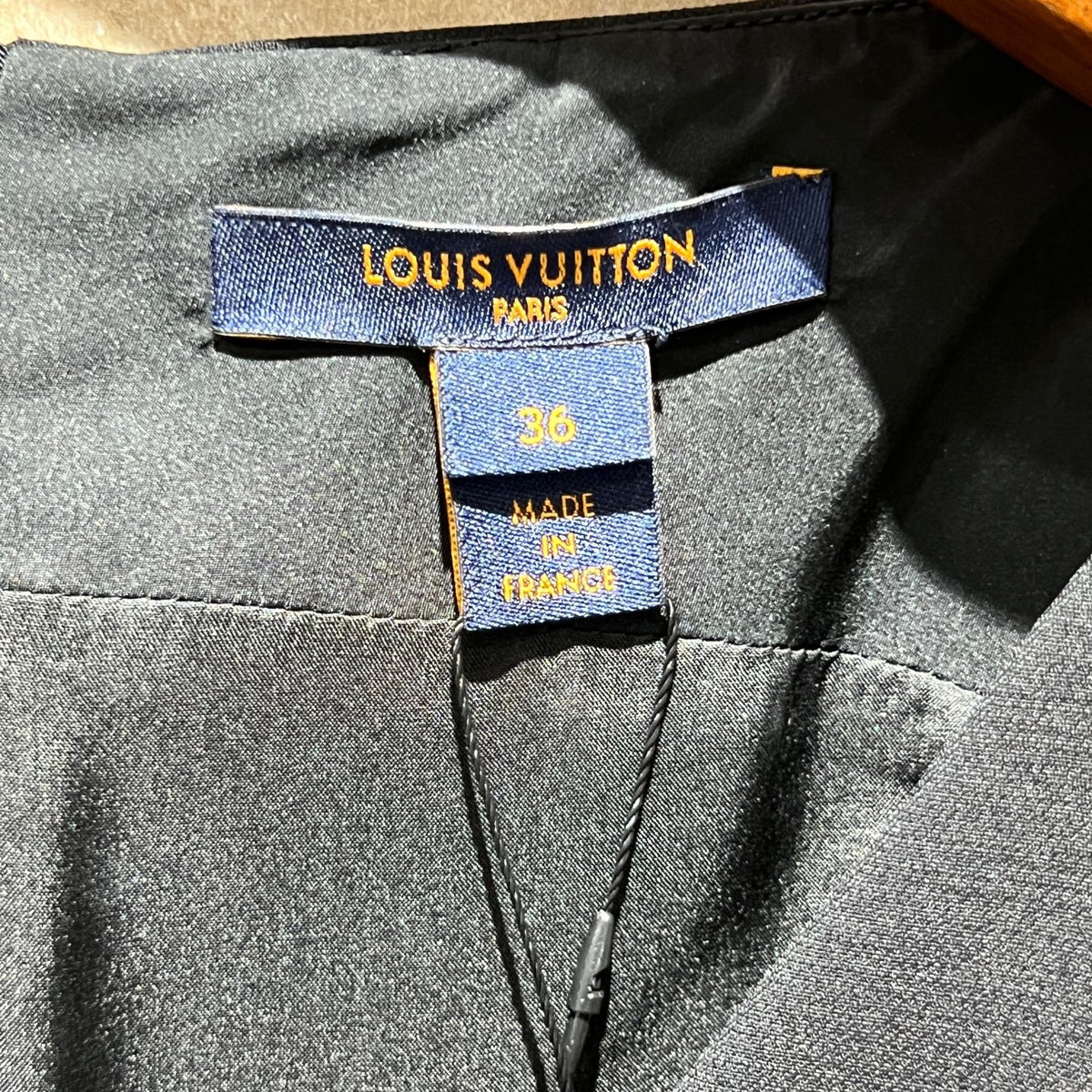 Louis Vuitton - Other - Wool - Black - (36)