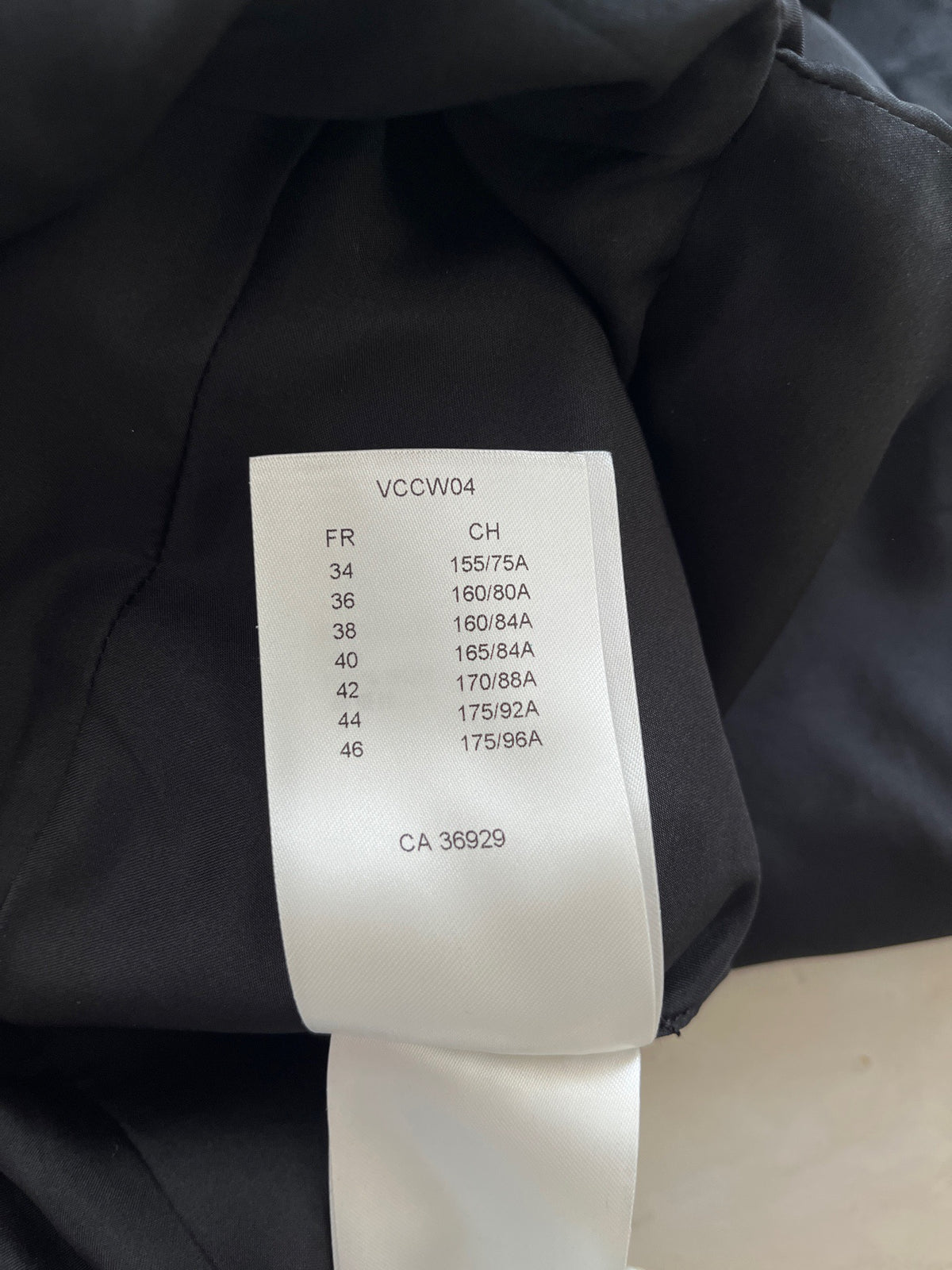 Louis Vuitton - Other - Wool - Black - (38)
