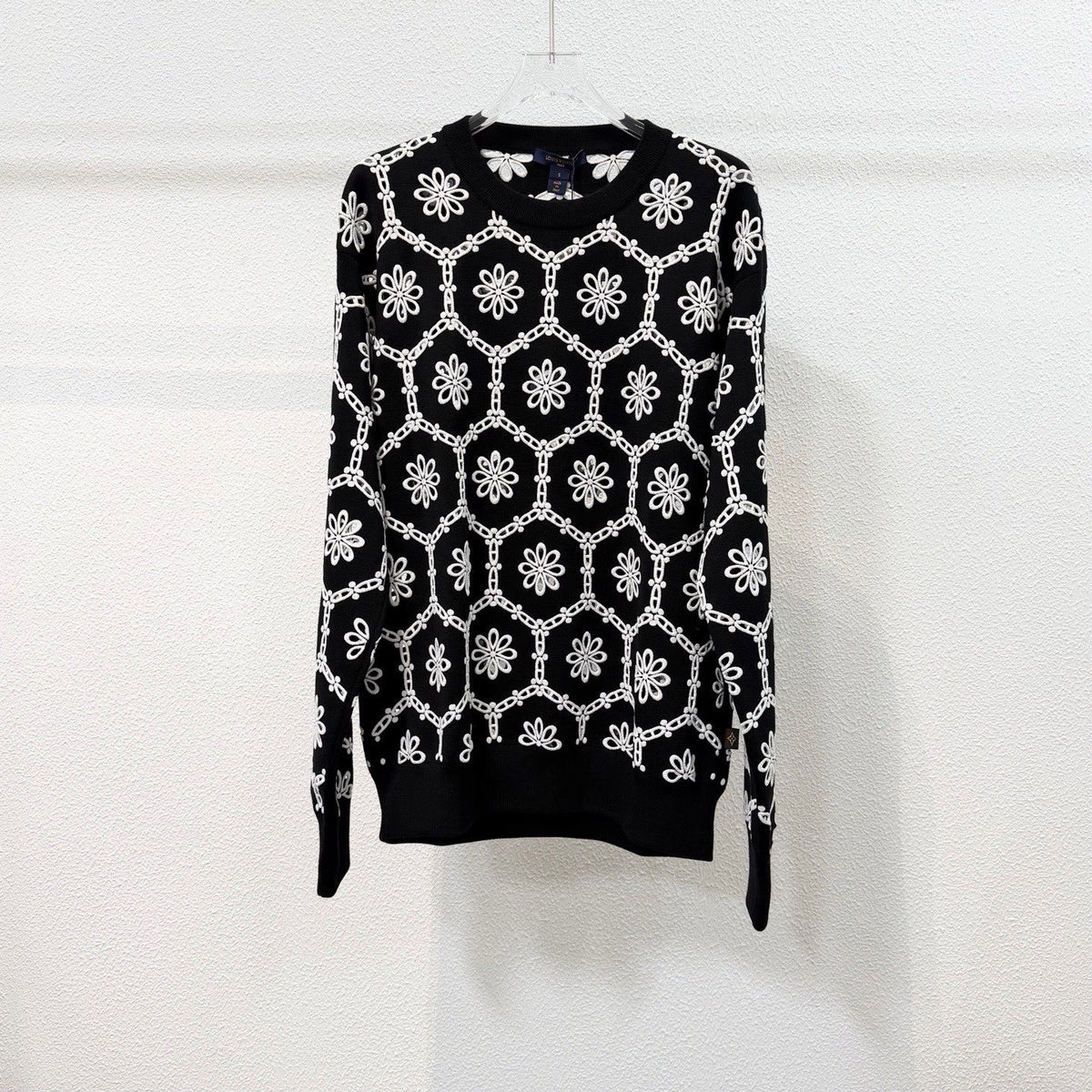 Louis Vuitton - Other - Wool - Black - (S)
