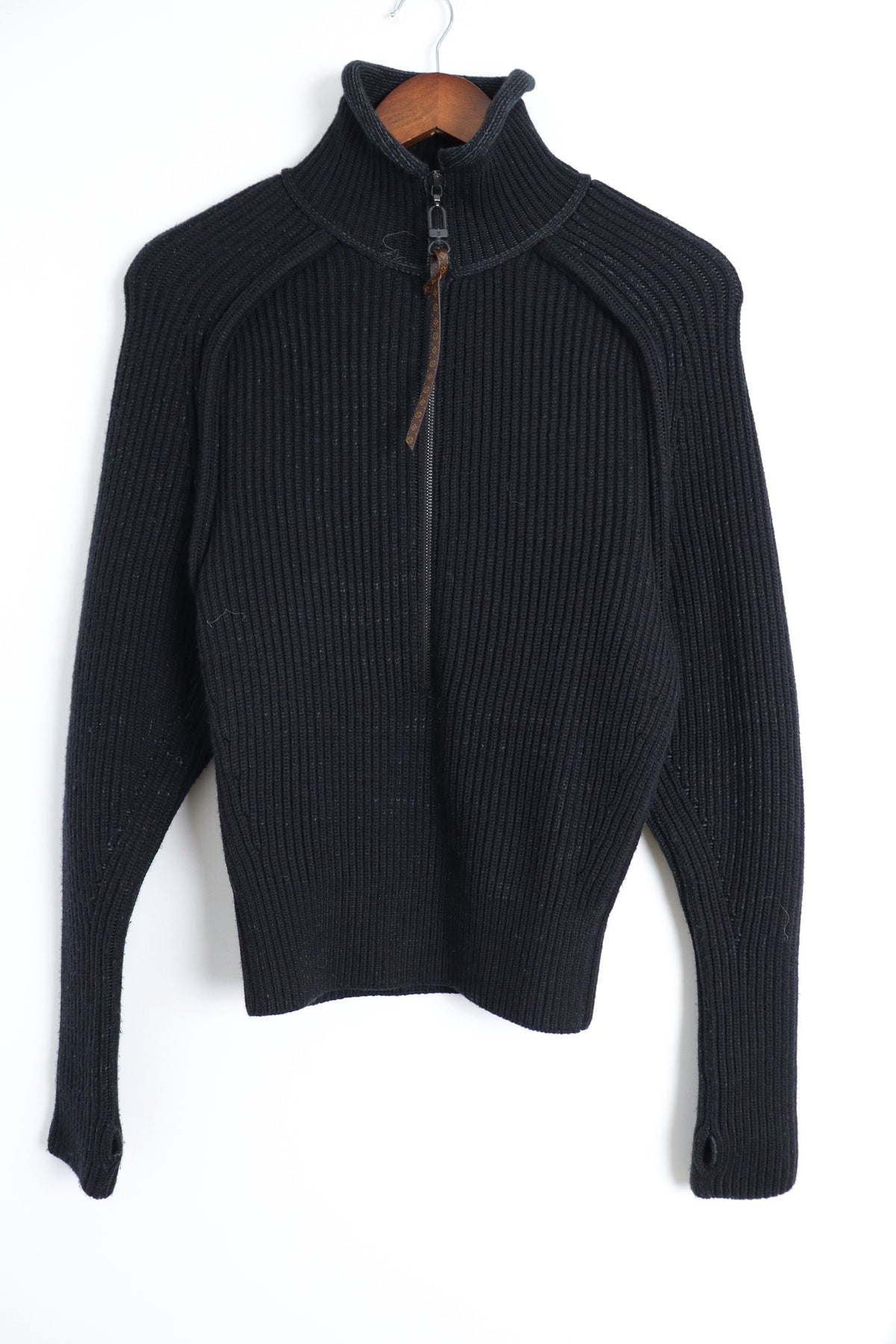 Louis Vuitton - Other - Wool - Black - (S)