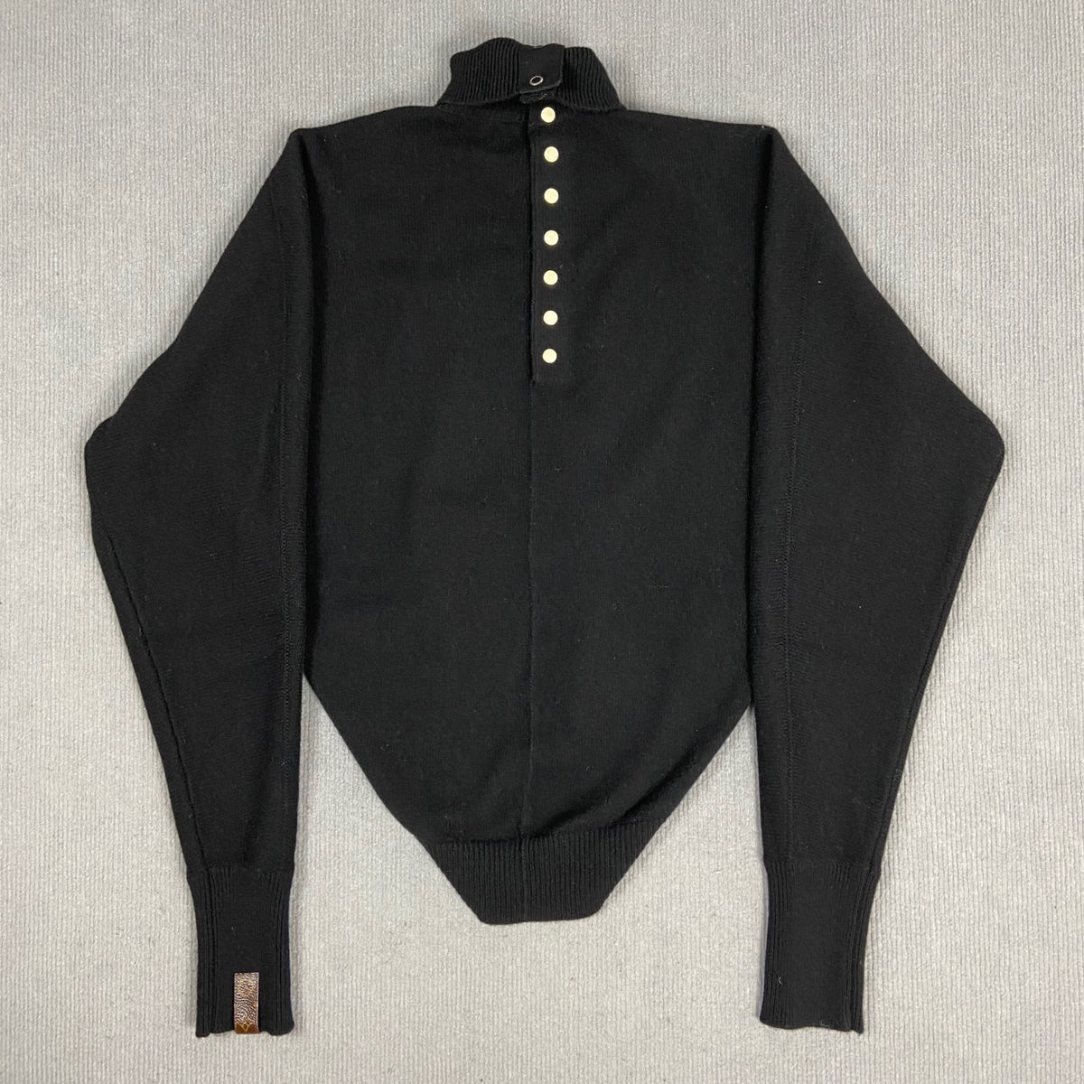 Louis Vuitton - Other - Wool - Black - (S)