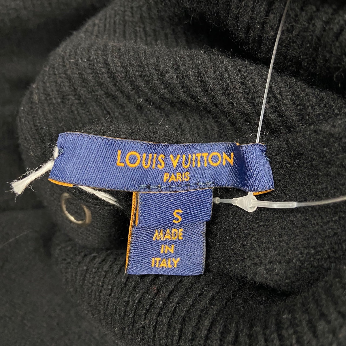 Louis Vuitton - Other - Wool - Black - (S)