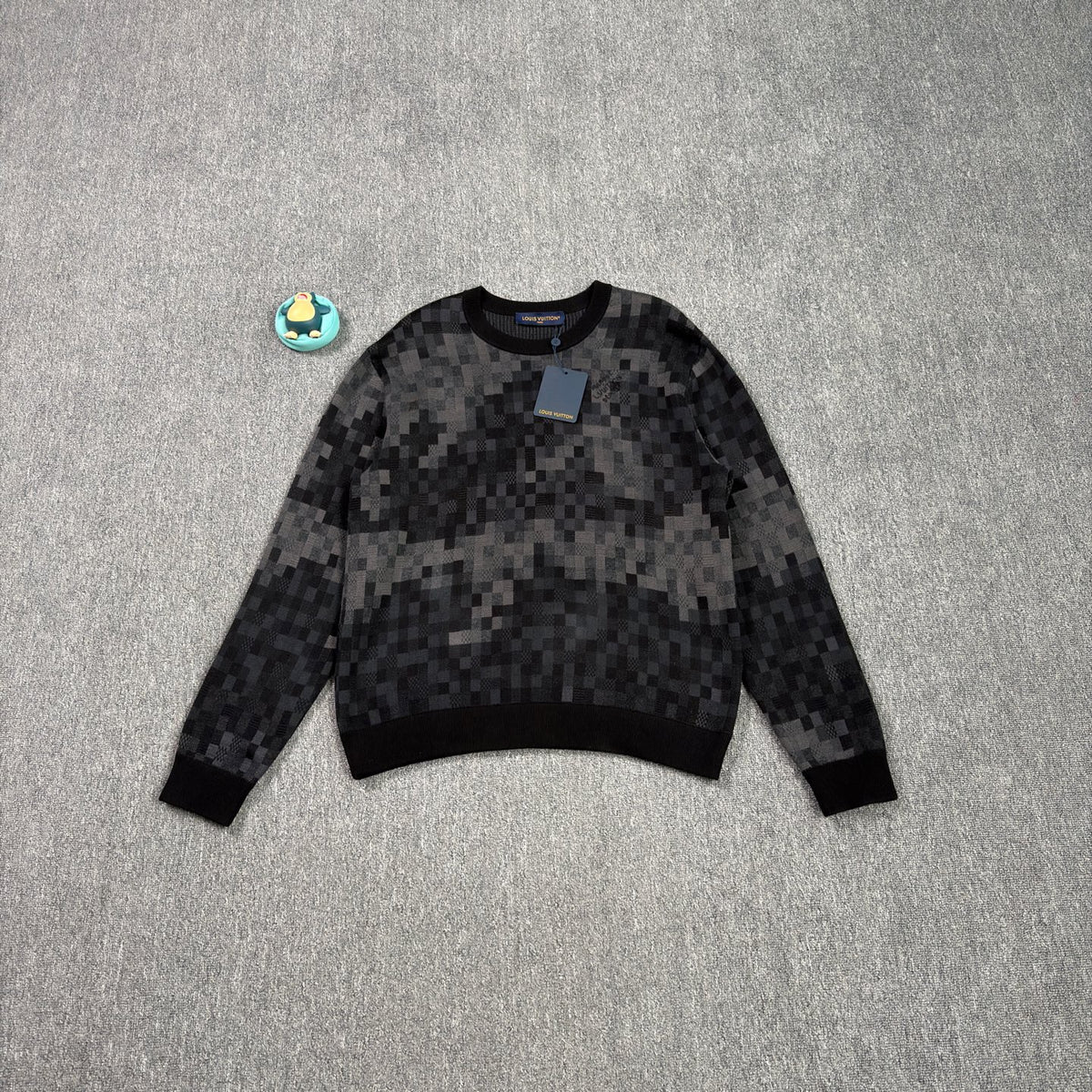 Louis Vuitton - Other - Wool - Black - (XL)