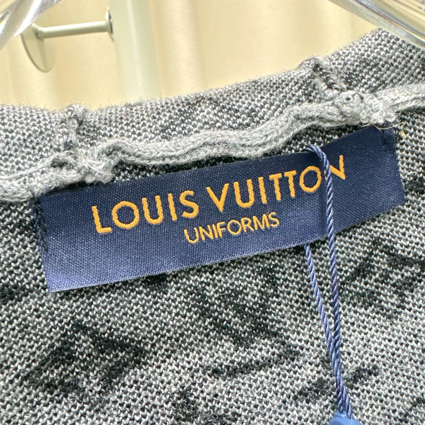 Louis Vuitton - Other - Wool - Grey - (S)