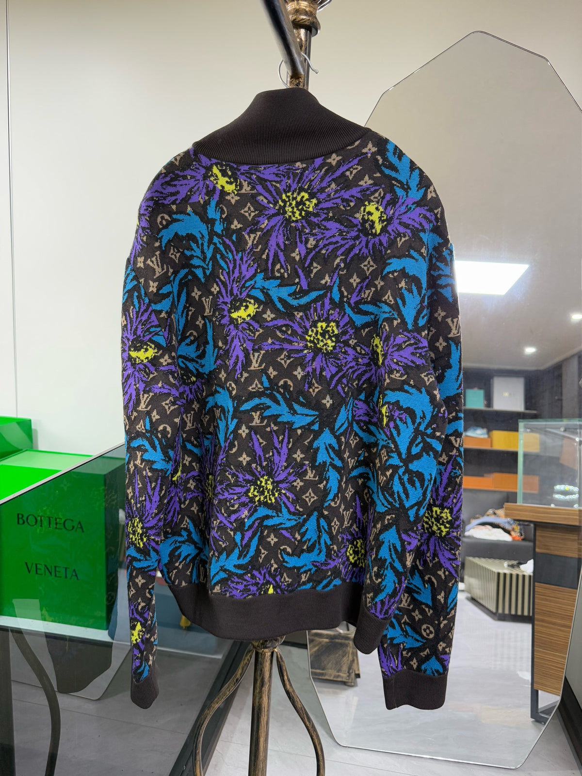 Louis Vuitton - Other - Wool - Multicolour - (L)