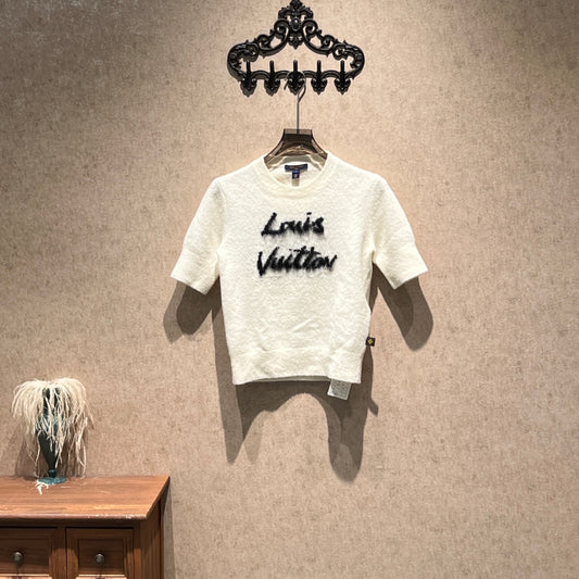 Louis Vuitton - Other - Wool - White - (S)