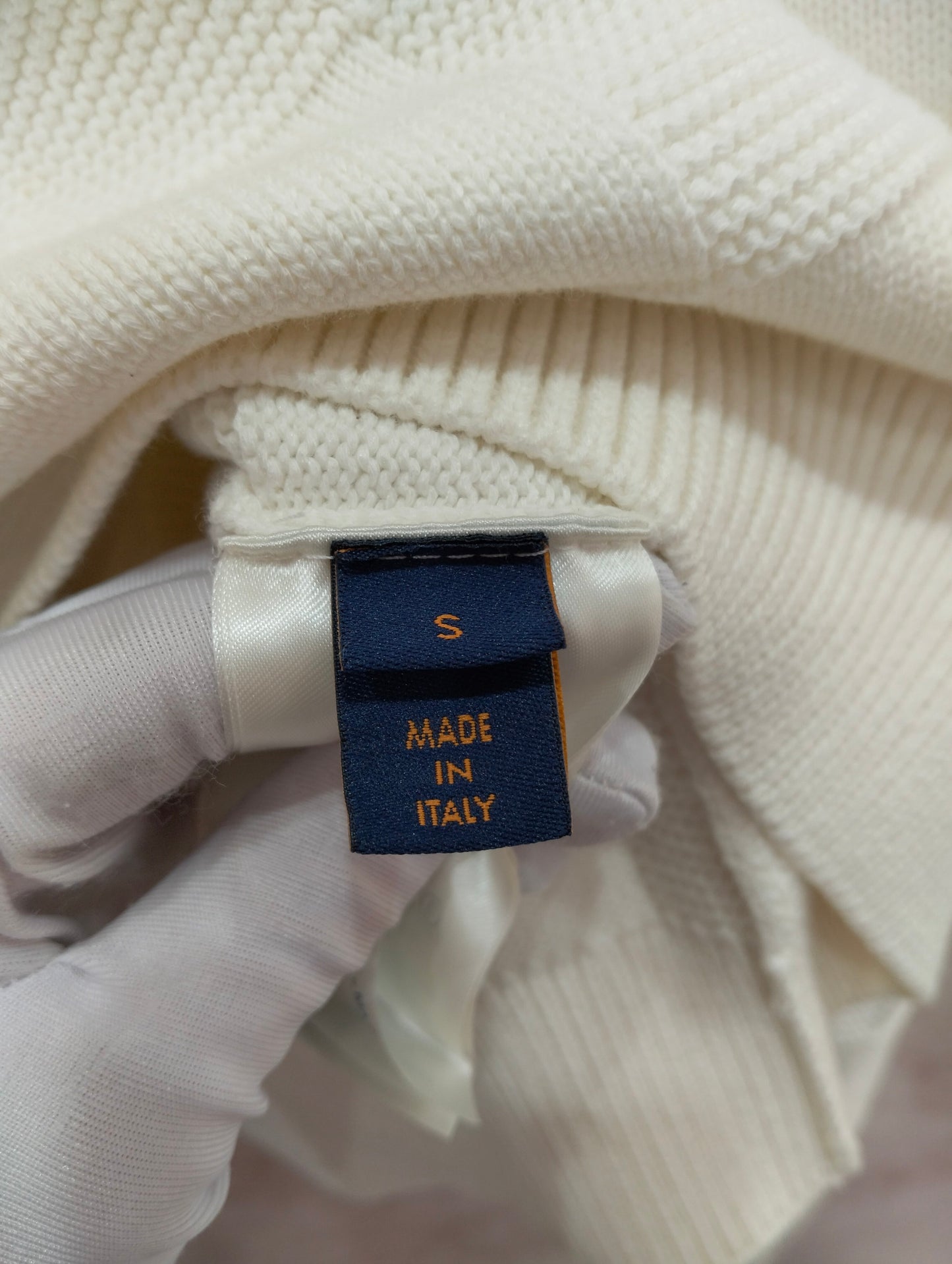 Louis Vuitton - Other - Wool - White - (S)