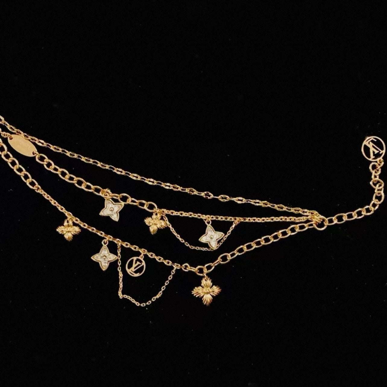 Louis Vuitton - Other - Yellow gold - Gold