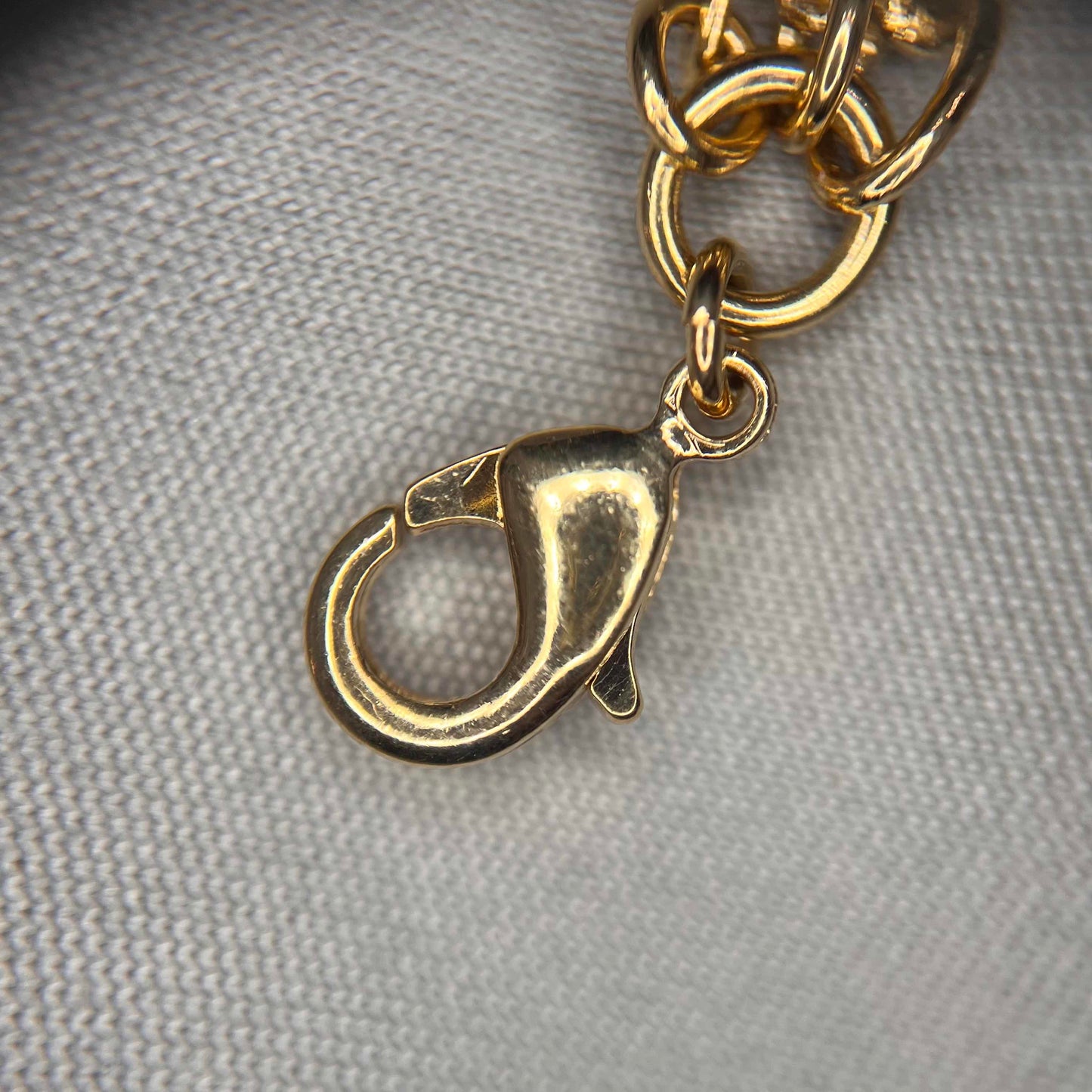 Louis Vuitton - Other - Yellow gold - Gold