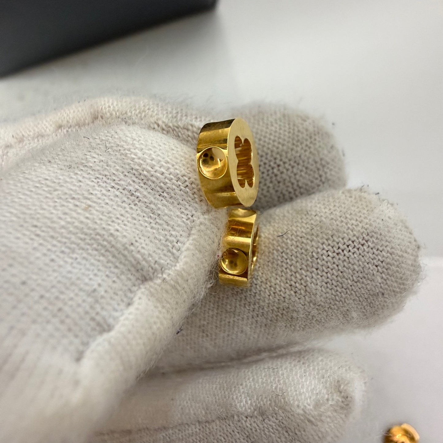 Louis Vuitton - Other - Yellow gold - Gold - (mini)