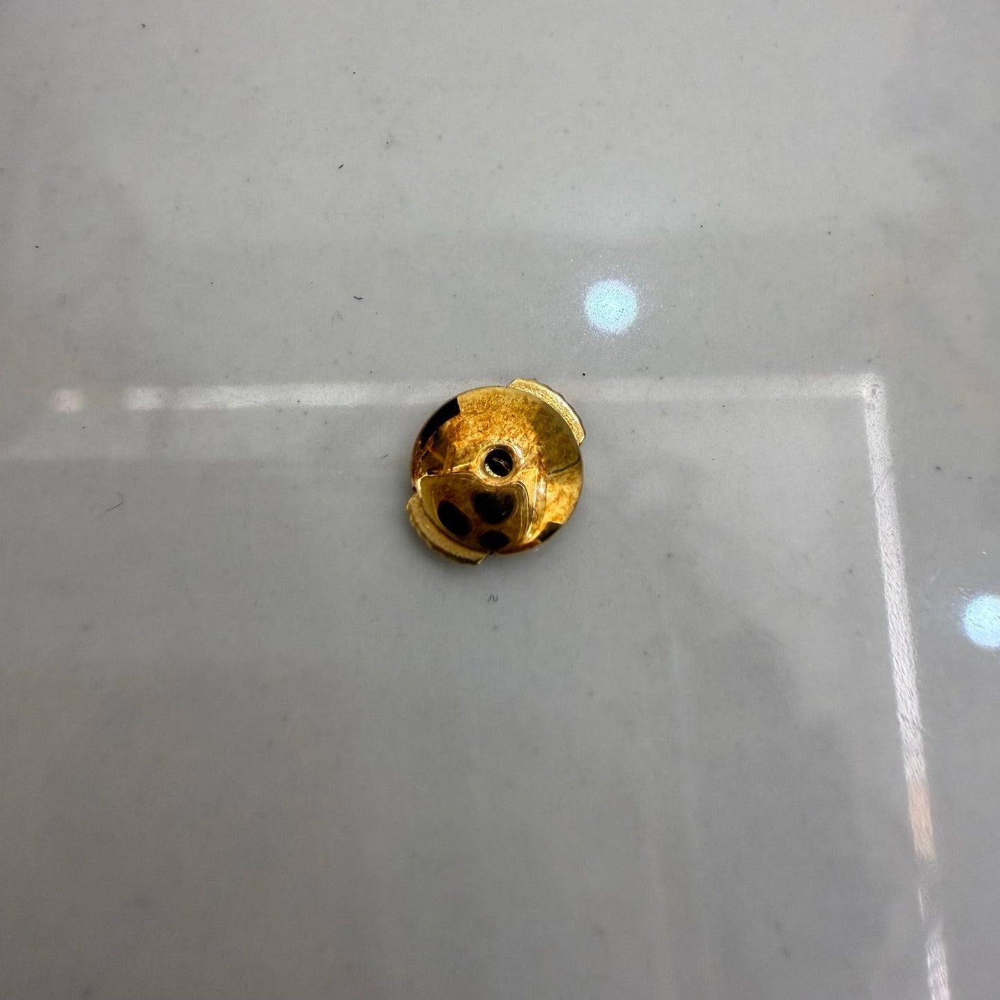 Louis Vuitton - Other - Yellow gold - Gold - (mini)