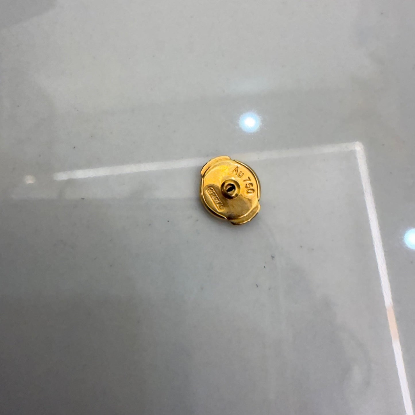Louis Vuitton - Other - Yellow gold - Gold - (mini)