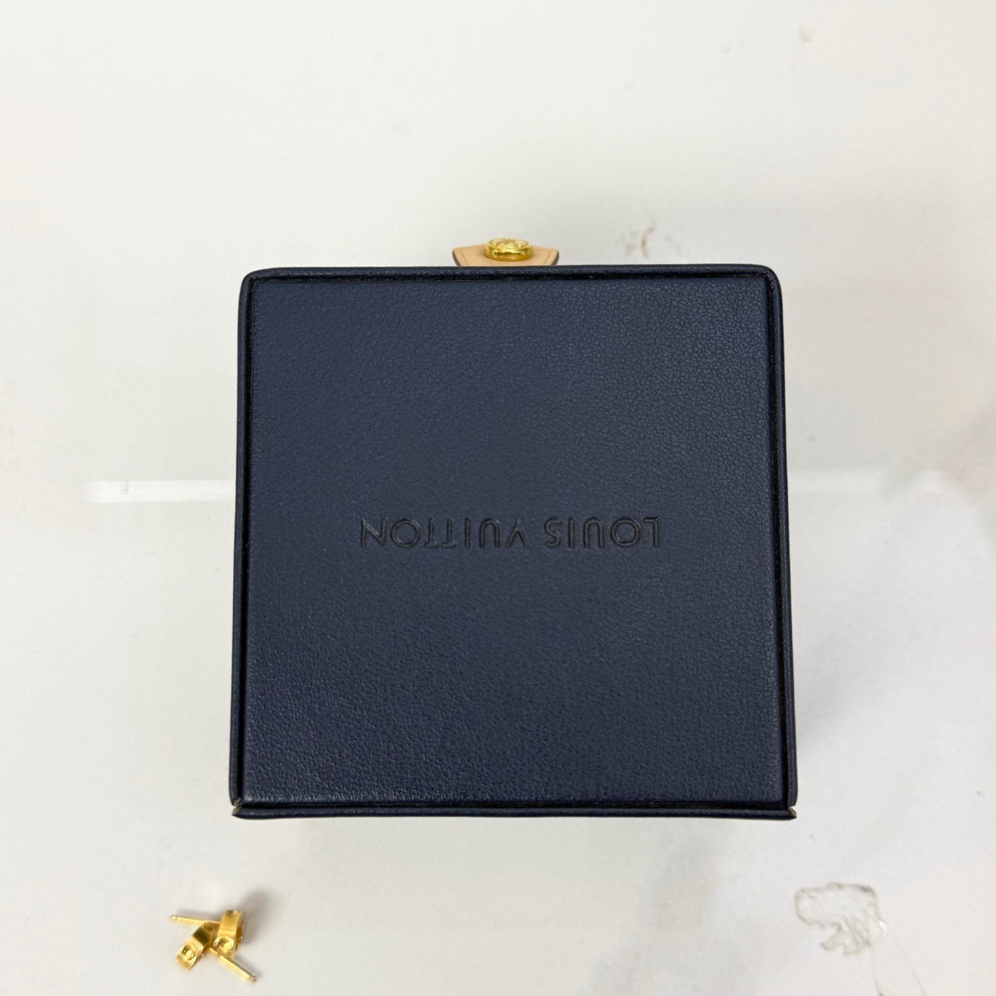 Louis Vuitton - Other - Yellow gold - Gold - (mini)