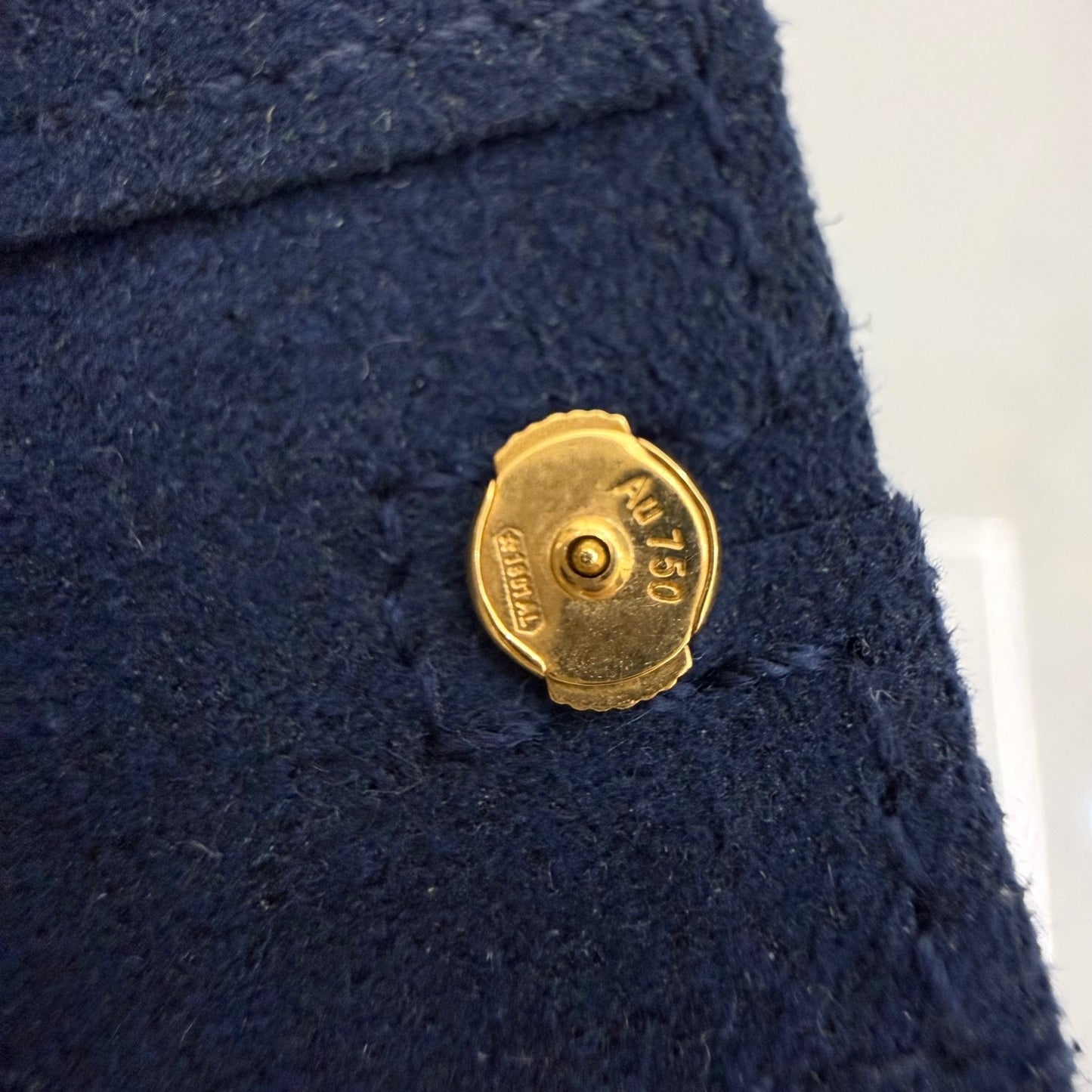 Louis Vuitton - Other - Yellow gold - Gold - (mini)