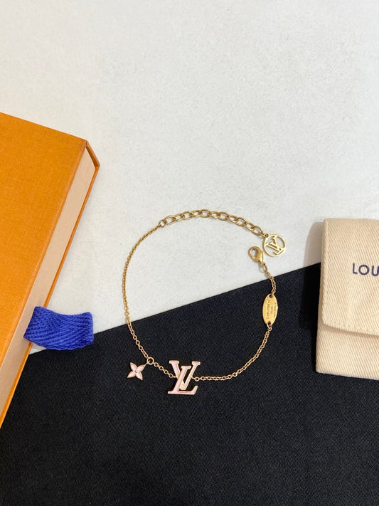 Louis Vuitton - Other - Yellow gold - Pink