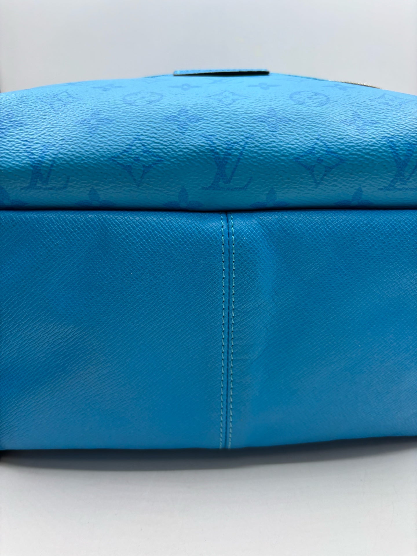 Louis Vuitton - Outdoor - Leather - Blue - (large)