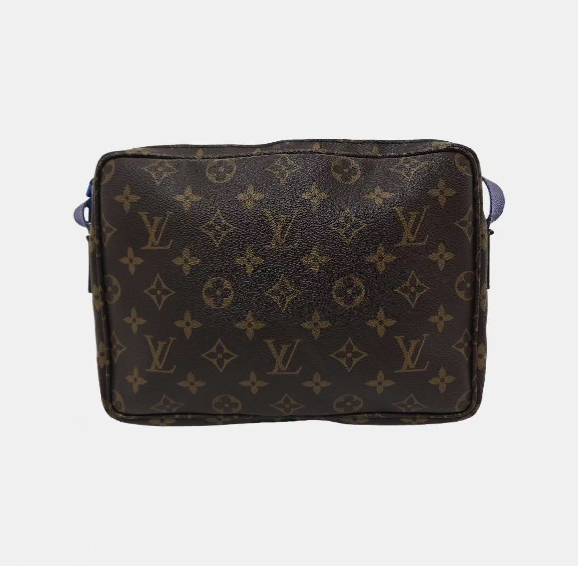 Louis Vuitton - Outdoor Messenger - Coated canvas - Brown - (medium)