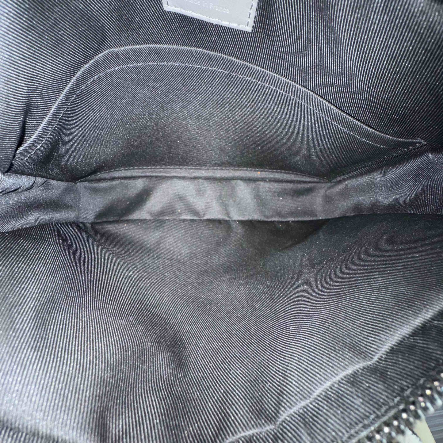 Louis Vuitton - Outdoor Messenger - Embossed calfskin leather - Grey - (medium)