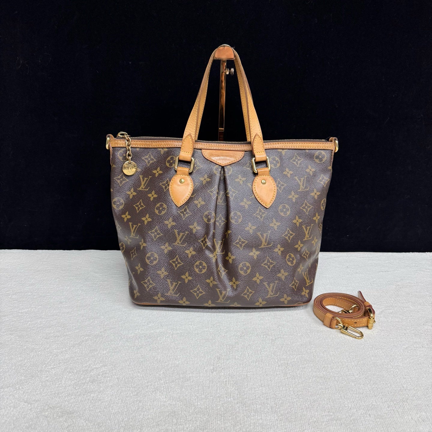 Louis Vuitton - Palermo - Cloth - Brown - (Small)