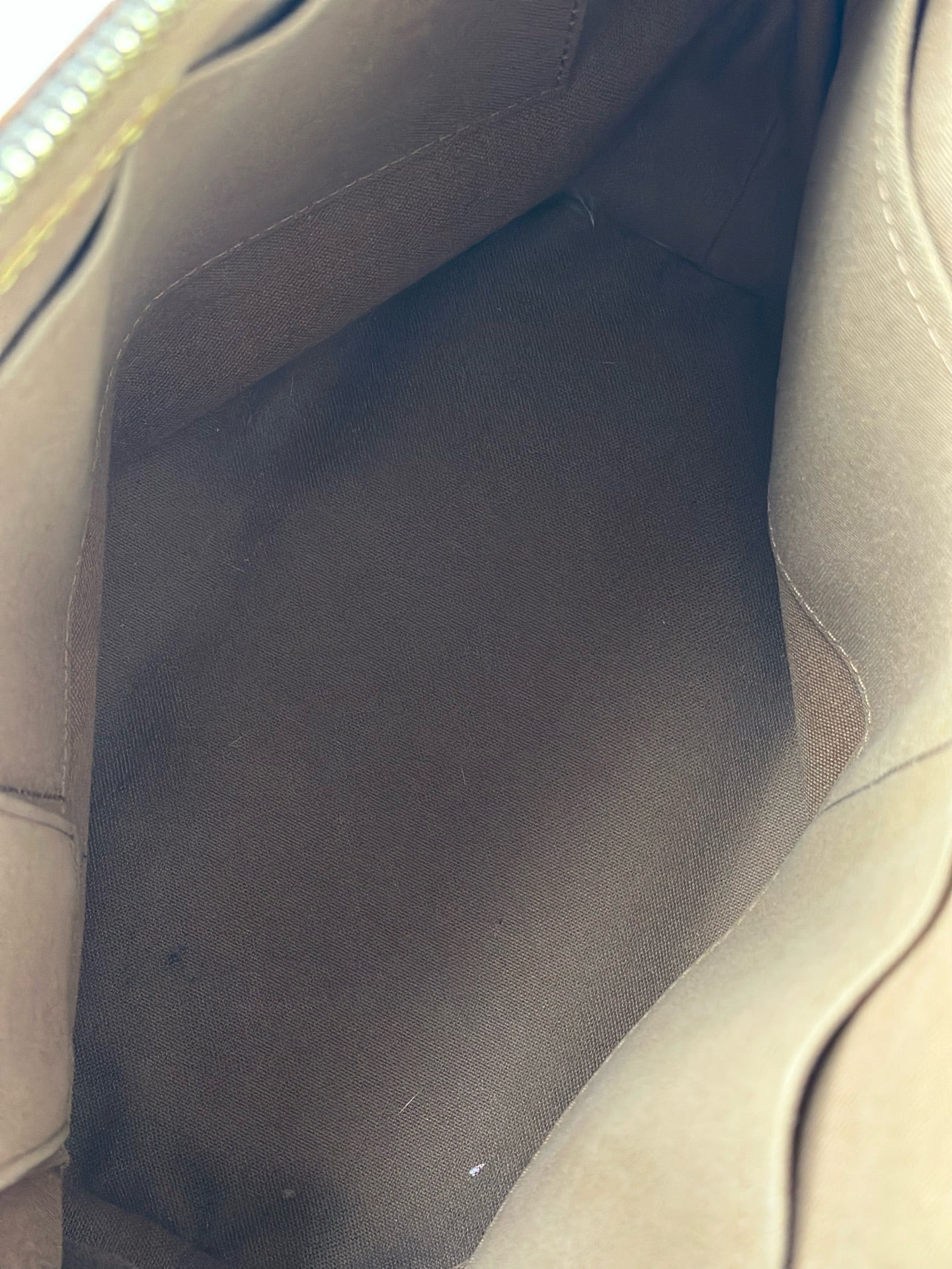 Louis Vuitton - Palermo - Leather - Brown - (medium)