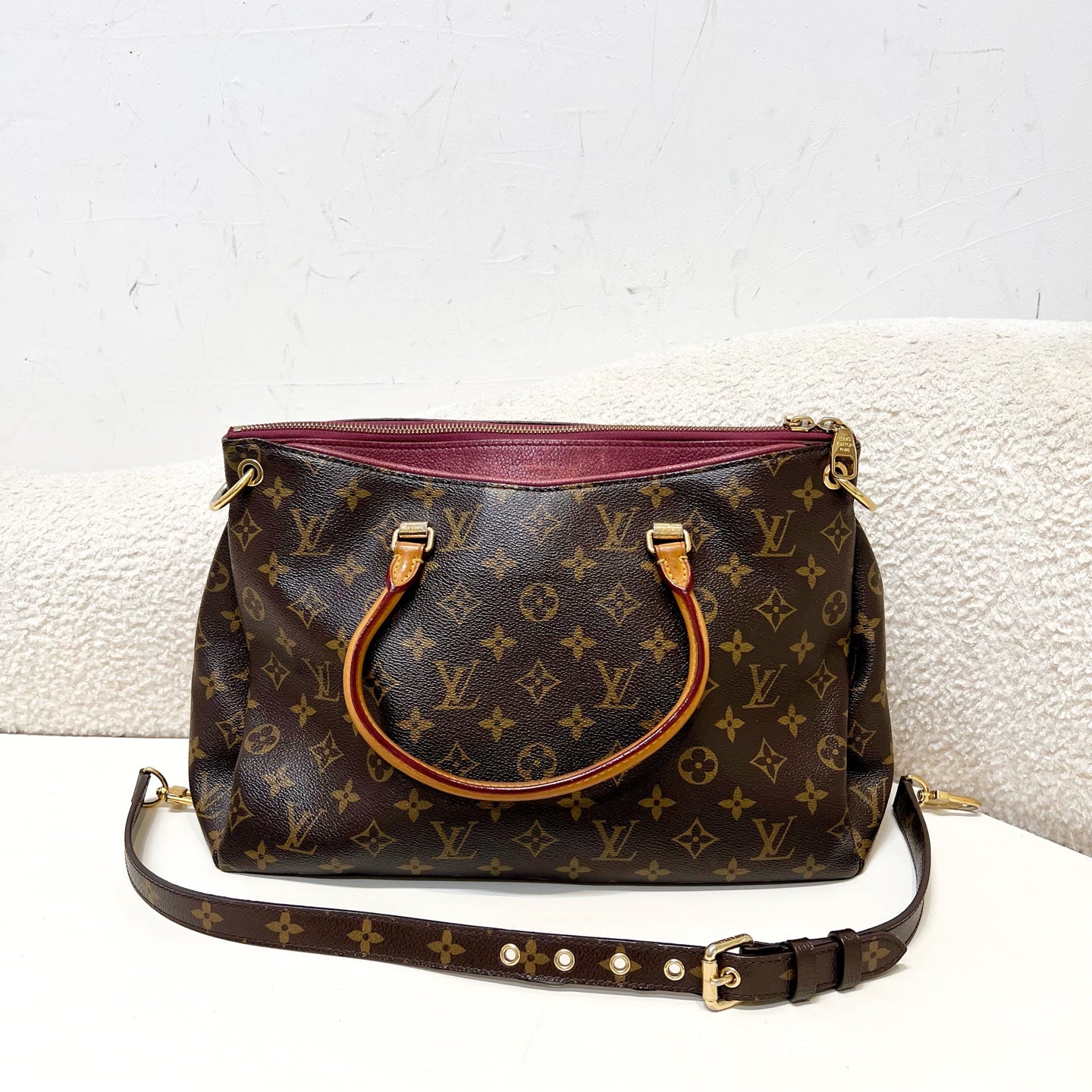 Louis Vuitton - Pallas - Leather - Brown - (large)