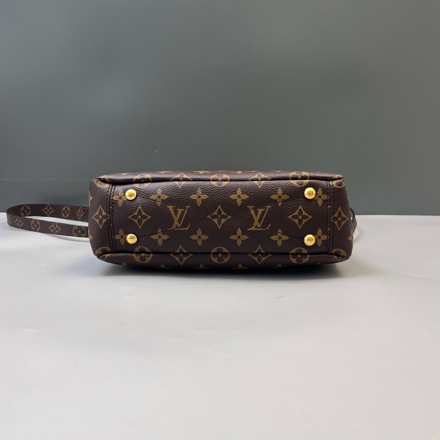 Louis Vuitton - Pallas - Leather - Brown - (mini)