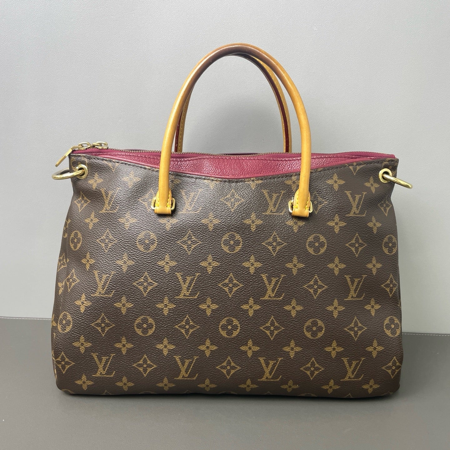 Louis Vuitton - Pallas - Leather - Multicolour - (medium)